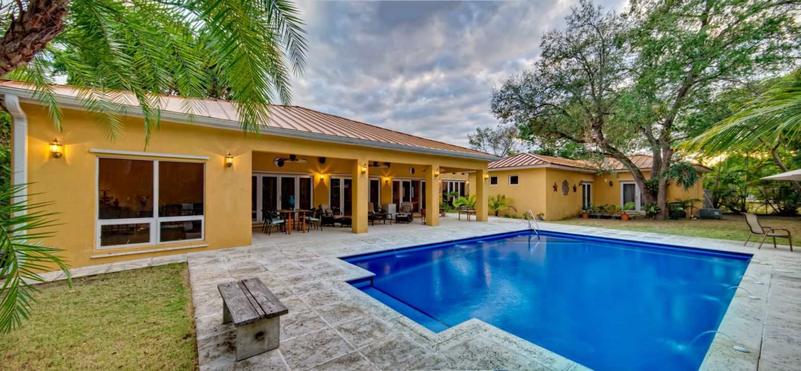 pool patio pavers installation in phoenix